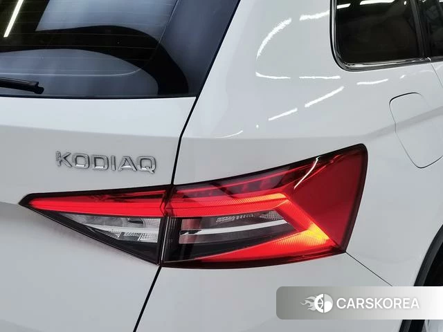 Skoda Kodiak 2018 Белый из Китая, фото 2