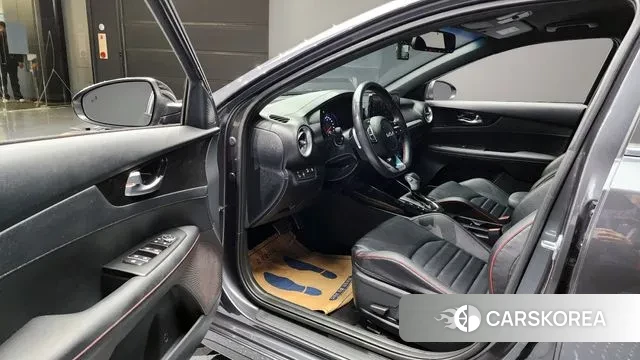 Kia The New K3 2nd generation 2022 Серый из Кореи, фото 2