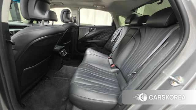 Kia K8 2022 Серебристо-серый из Кореи, фото 2