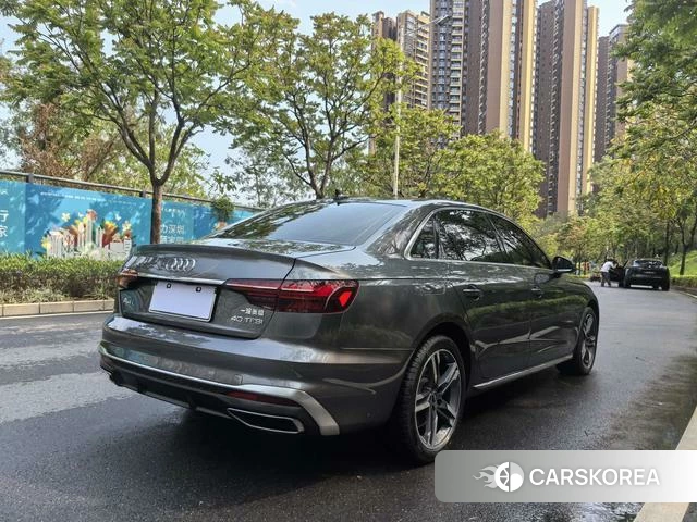 Audi A4L 2023 Темно-серый из Китая, фото 2
