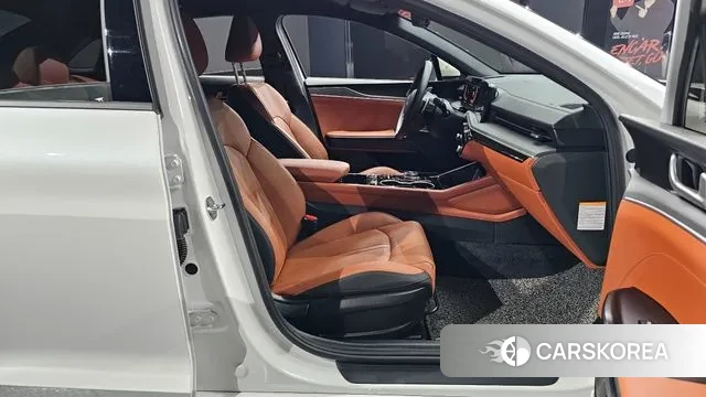 Kia The New K5 Hybrid 3rd generation 2024 Белый из Кореи, фото 2