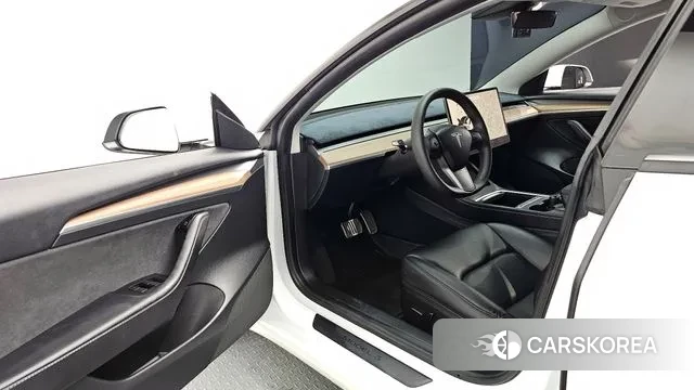 Tesla Model 3 2021 Белый из Кореи, фото 2