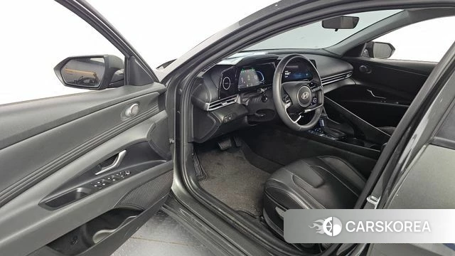 Hyundai The New Avante (CN7) 2024 Серый из Кореи, фото 2