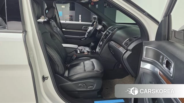 Ford Explorer 2018 Белый из Кореи, фото 2