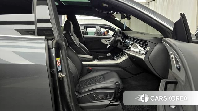 Audi Q8 (4M) 2021 Серый из Кореи, фото 2