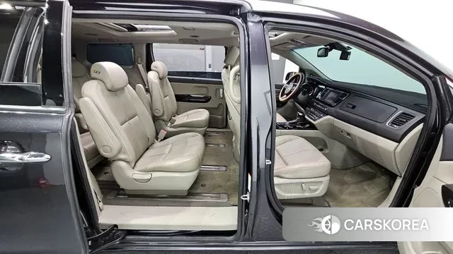 Kia The New Carnival 2018 Серый из Кореи, фото 2