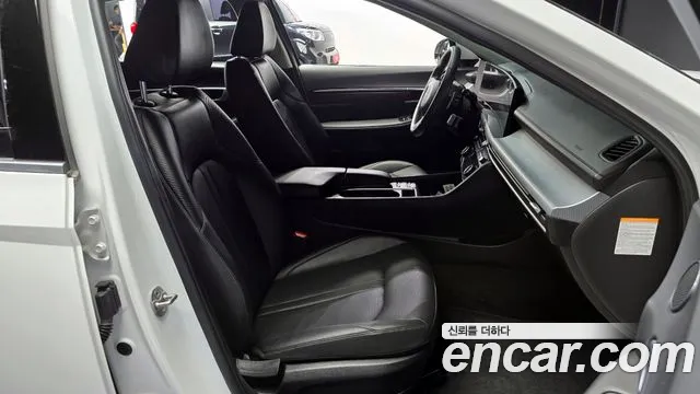 Hyundai Sonata D Edge Hybrid (DN8) 2023 Белый из Кореи, фото 2