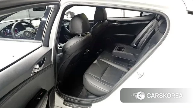 Kia Stinger id 3651446 из Кореи 2