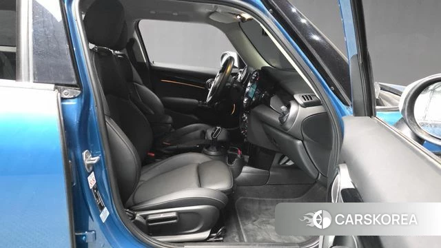 Mini Cooper 2021 Синий из Кореи, фото 2