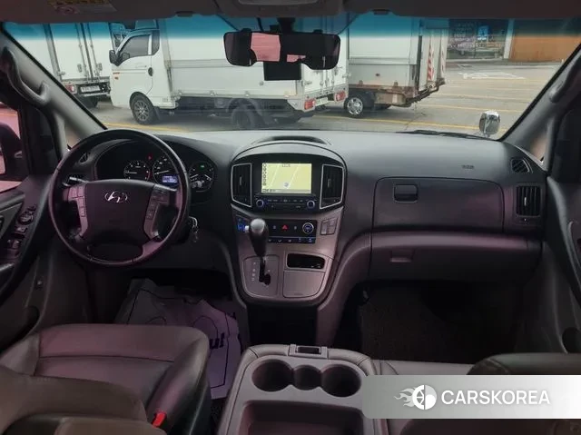 Hyundai The New Grand Starex 2018 Серебристо-серый из Кореи, фото 2