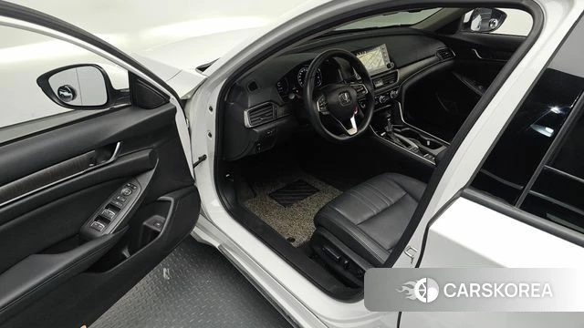 Honda Accord 10th Generation 2018 Белый из Кореи, фото 2