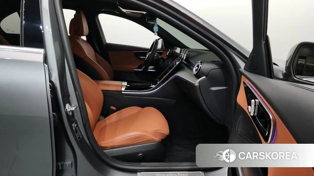 Mercedes-Benz C-Class W205 2022 Серый из Кореи, фото 2