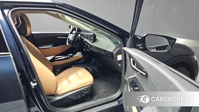 Kia EV6 2021 Синий из Кореи, фото 2