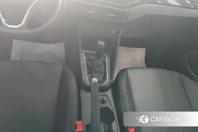 Volkswagen Lavida 2024 Белый из Китая, фото 2