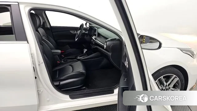 Kia Come New K3 2018 Белый из Кореи, фото 2