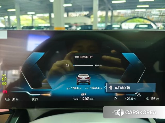BMW i5 2025 Черный из Китая, фото 2