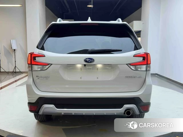 Subaru FORESTER Forester 2022 Белый из Китая, фото 2