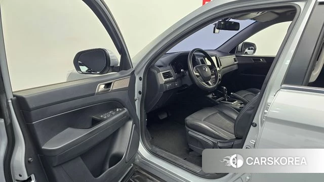 Ssangyong Rexton Sports 2018 Серебряный из Кореи, фото 2