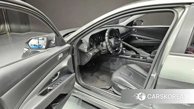 Hyundai The New Avante (CN7) 2024 Серый из Кореи, фото 2