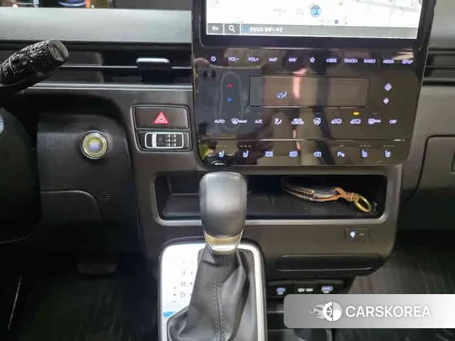 Hyundai Staria 2024 Черный из Кореи, фото 2