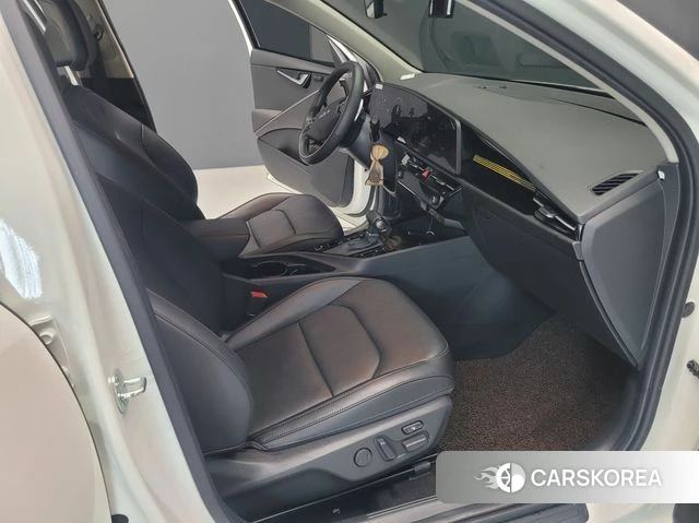 Kia Di Ol Nu Niro 2022 Жемчужный цвет из Кореи, фото 2
