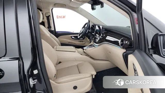 Mercedes-Benz V-Class 2023 Черный из Кореи, фото 2