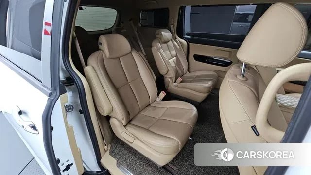 Kia The New Carnival 2018 Белый из Кореи, фото 2