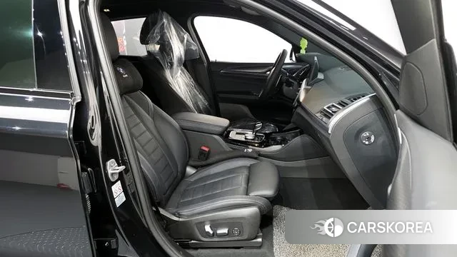 BMW X4 (G02) 2023 Черный из Кореи, фото 2