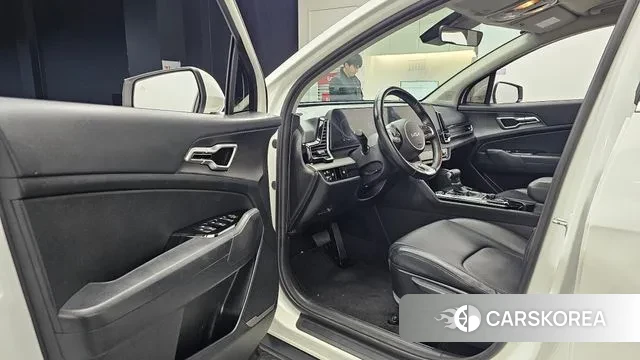 Kia Sportage 5th Generation 2022 Белый из Кореи, фото 2