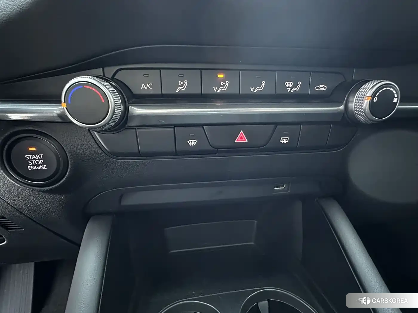 Mazda 3 2022 Черный из Китая, фото 2