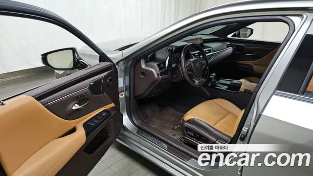 Lexus ES300h 7th generation id 2718616 из Кореи 2