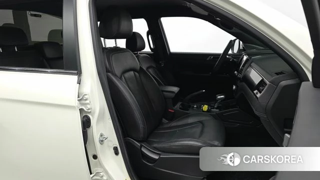 Ssangyong The New Rexton Sport 2023 Белый из Кореи, фото 2