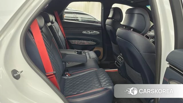 Genesis GV70 2021 Белый из Кореи, фото 2