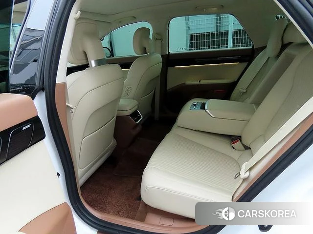 Hyundai Grandeur (GN7) 2023 Белый из Кореи, фото 2