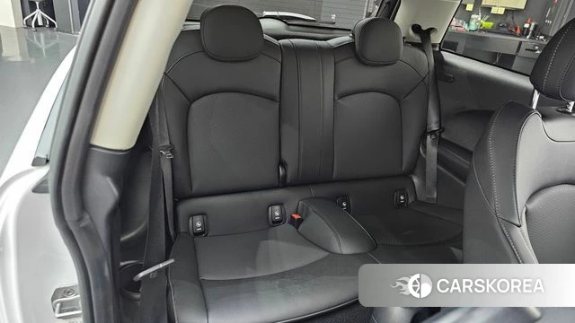 Mini Cooper 2023 Белый из Кореи, фото 2