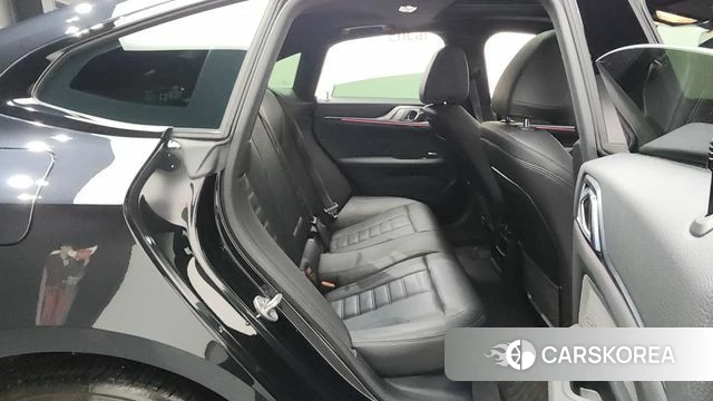 BMW i4 2022 Черный из Кореи, фото 2