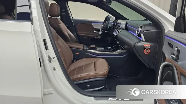 Mercedes-Benz A-Class W177 2021 Белый из Кореи, фото 2