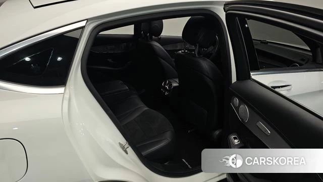 Mercedes-Benz GLC-Class X253 2019 Белый из Кореи, фото 2