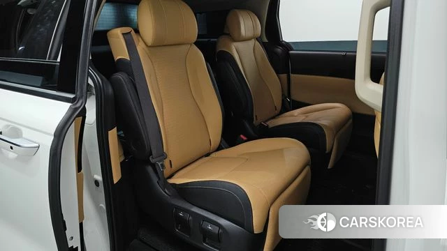 Kia Carnival 4th generation 2023 Белый из Кореи, фото 2