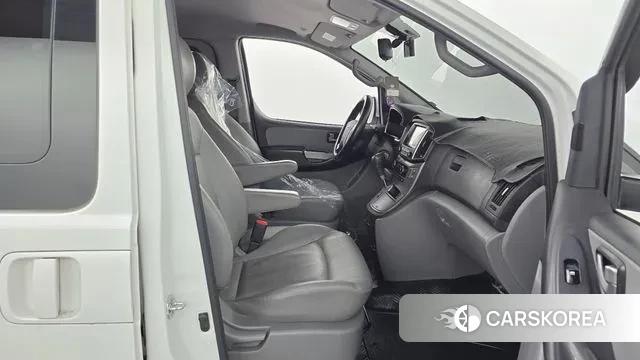 Hyundai The New Grand Starex 2018 Белый из Кореи, фото 2