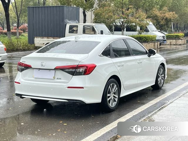 Honda Civic 2025 Белый из Китая, фото 2