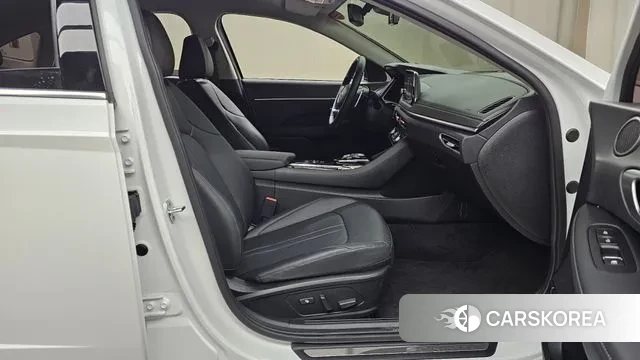 Hyundai Sonata (DN8) 2021 Белый из Кореи, фото 2