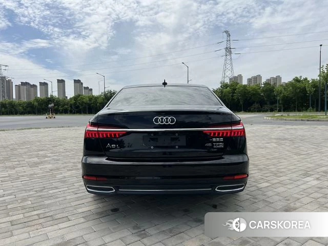 Audi A6L 2021 Черный из Китая, фото 2
