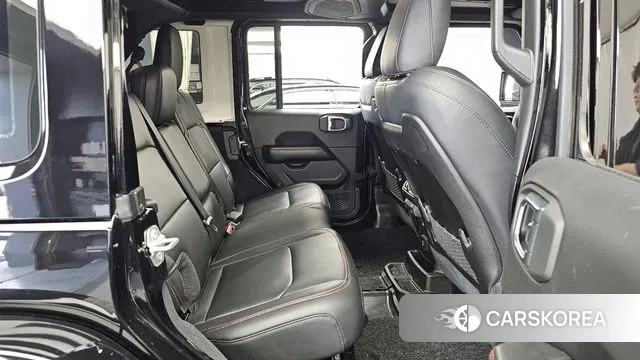 Jeep Wrangler (JL) 2024 Черный из Кореи, фото 2