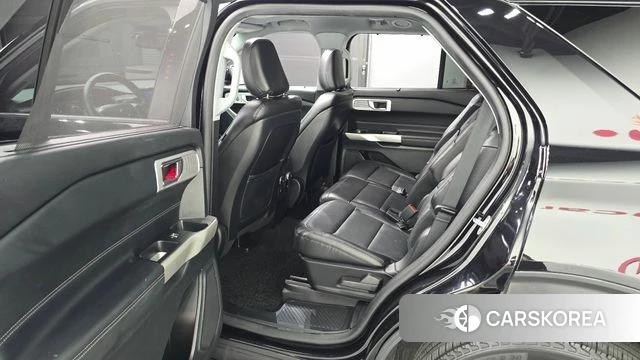 Ford Explorer 6th Generation 2020 Черный из Кореи, фото 2