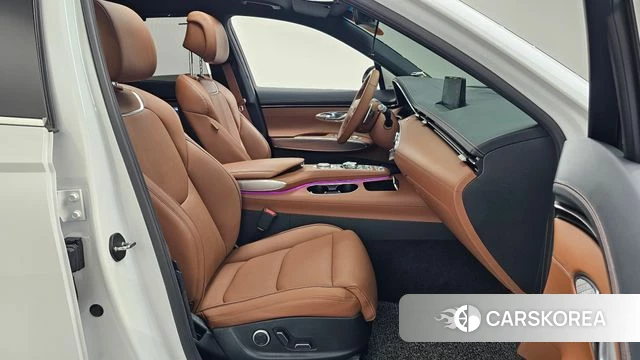 Genesis GV70 2021 Белый из Кореи, фото 2
