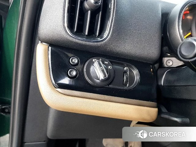 Mini Cooper D Countryman 2018 Темно-зеленый из Кореи, фото 2