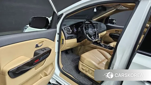 Kia The New Carnival 2020 Белый из Кореи, фото 2