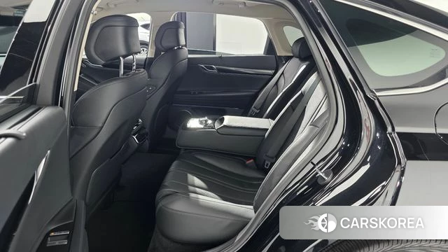 Genesis G80 (RG3) 2026 Черный из Кореи, фото 2