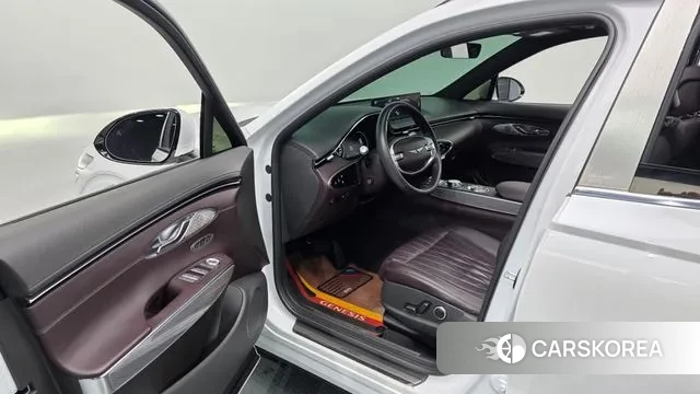 Genesis GV70 2021 Белый из Кореи, фото 2